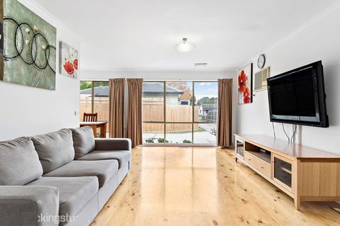 Maroondah 3 Bedroom House In Kilsyth - Darwin Holiday 1