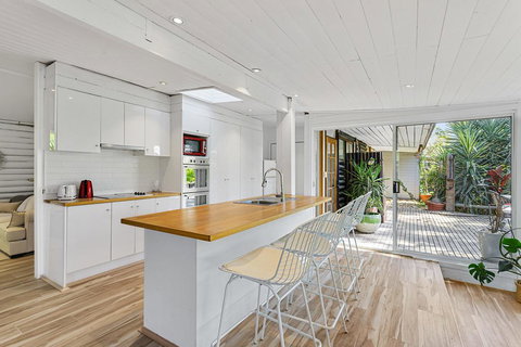 MARTHA COTTAGE - MT MARTHA - Darwin Holiday 2