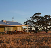 Mary's Farm Cottages - Darwin Holiday