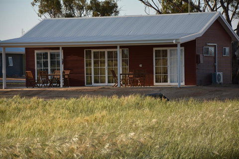 Mary's Farm Cottages - Darwin Holiday 3