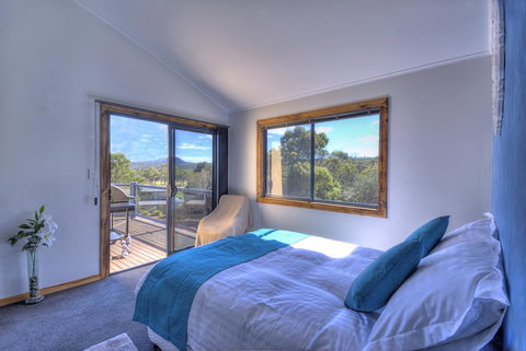 Mayakitana - Overlooking The Golf Course - Darwin Holiday 1