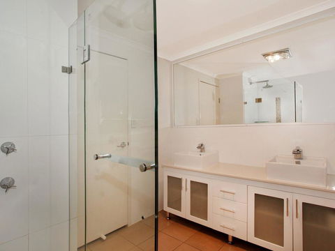 Mayfield 23 - 5 BDRM Home With Pool - Darwin Holiday 1