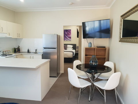 Mayfield Short Stay Apartments - Darwin Holiday 1