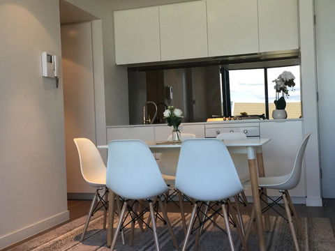 Melbourne Apt 2BD 2Bath WIFI & PARKING SOUTH YARRA - Darwin Holiday 0