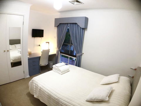 Melbourne Garden Bed And Breakfast - Darwin Holiday 3