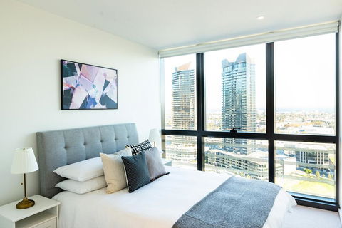 Melbourne Private Apartments - Collins Street Waterfront, Docklands - Darwin Holiday 3