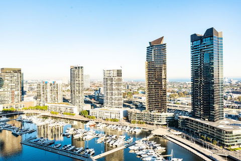 Melbourne Private Apartments - Collins Street Waterfront, Docklands - Darwin Holiday 2