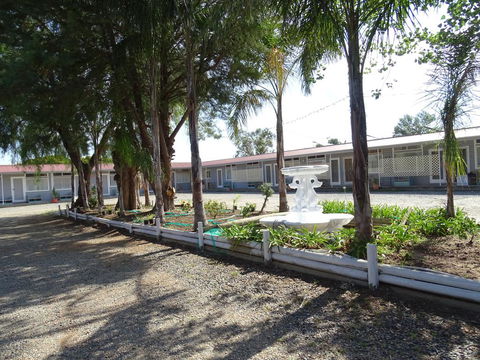 Mercury Motor Inn - Darwin Holiday 1
