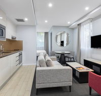 Meriton Suites North Ryde - Darwin Holiday