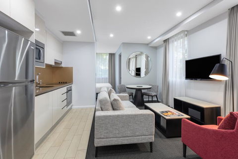 Meriton Suites North Ryde - Darwin Holiday 0