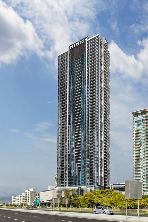 Meriton Suites Southport - Darwin Holiday 3