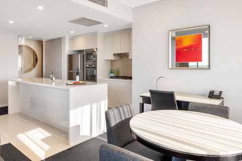 Meriton Suites Zetland - Darwin Holiday 3