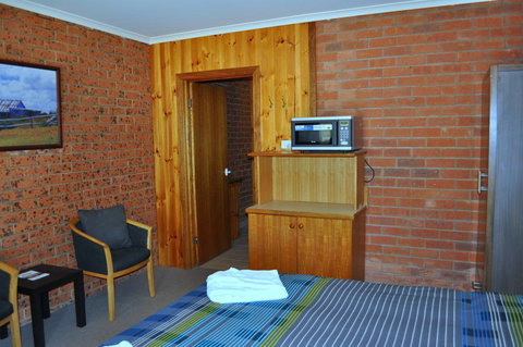 Merrijig Motor Inn - Darwin Holiday 2