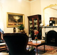 Merton Manor Exclusive BB - Darwin Holiday