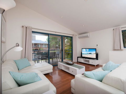 Messines Street, Starfish Lodge, Unit 1, 1A - Darwin Holiday 0