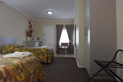 Mia Motel - Darwin Holiday 2