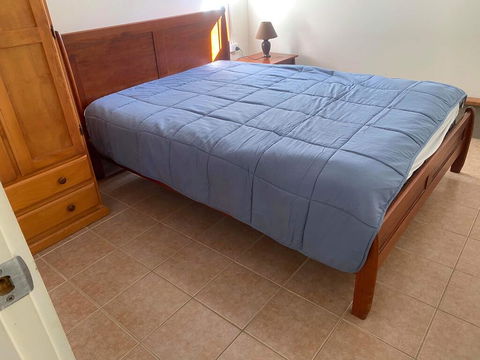 Mick's Apartment - Seal Rocks Beachfront - Darwin Holiday 3