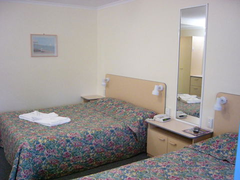 Mid Coast Motor Inn - Darwin Holiday 0