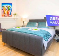 Minutes from the beach shops and parks Free - Wifi - Nespresso - Netflix - Darwin Holiday