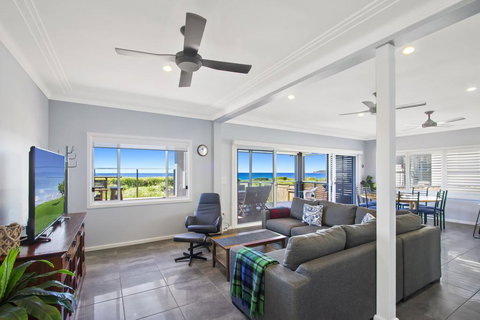 Mitchell Parade 78 - Darwin Holiday 3