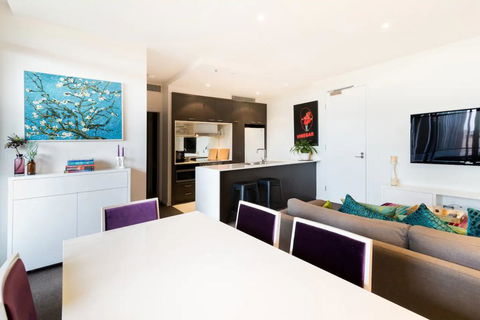 Modern 1 Bedroom Apartment In Richmond - Darwin Holiday 2