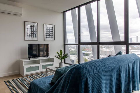 Modern 1 Bedroom Apartment With Rooftop Terrace And Spa - Darwin Holiday 2