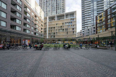 Modern 2 Bedroom Apartment In Darling Harbour - Darwin Holiday 3