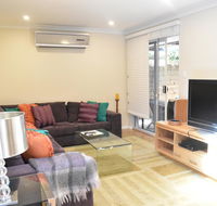 Modern 2 Bedroom Unit Close to CBD - Darwin Holiday