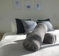 Modern 3 Bedroom Apt With FREE Parking Netflix Wifi  Welcome Wine by BnB Pro - Darwin Holiday