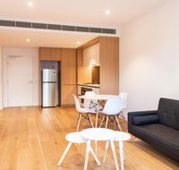 Modern Apartment in Darling Harbour - Darwin Holiday