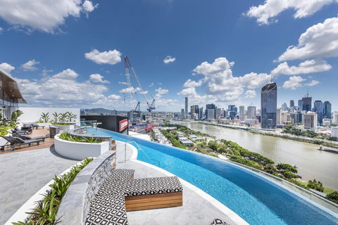 Modern Apartment In South Brisbane Infinity Pool - Darwin Holiday 2