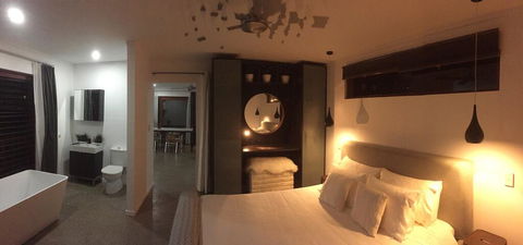Modern Garden Studio In Noosaville QLD - Darwin Holiday 1