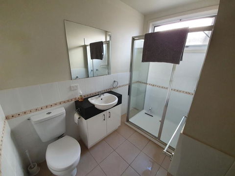 Modern Peaceful Beach Location - Secure Parking - Darwin Holiday 2