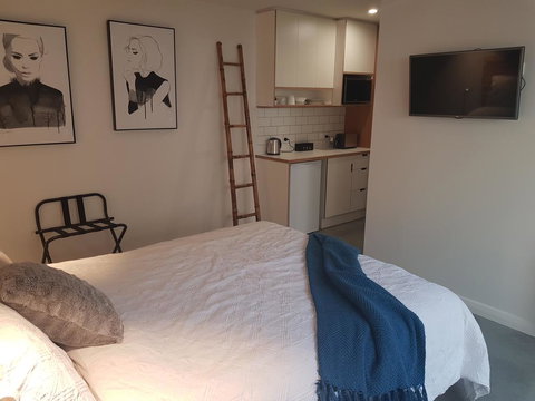 Modern, Private And Close To Town. - Darwin Holiday 2