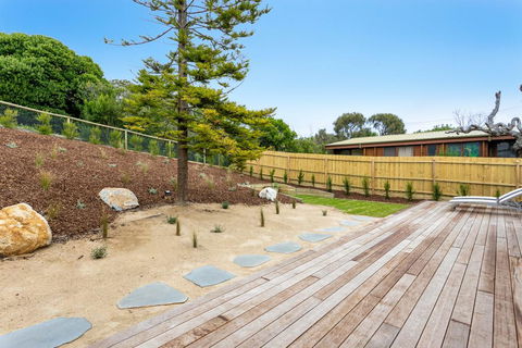 Molly's Beach House: - Darwin Holiday 3