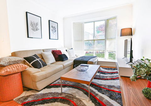 Mont Albert 2 Bedrooms Morden House - Darwin Holiday 2