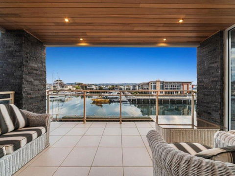 Monte Carlo Living At Martha Cove - Darwin Holiday 0