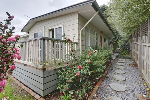 Montpellier Petite B+B - Darwin Holiday 3