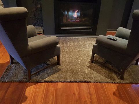 Montrose Barn House - Darwin Holiday 1