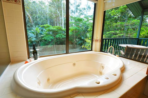 Montville Country Cabins - Darwin Holiday 2