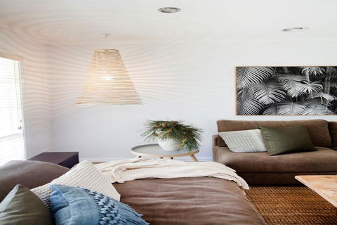 MOOMBA RETREAT - MORNINGTON - Darwin Holiday 1