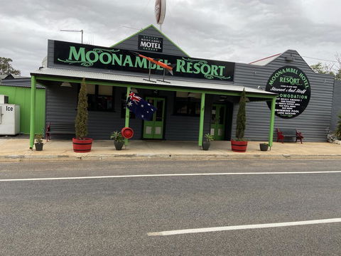 Moonambel Resort Hotel - Darwin Holiday 0