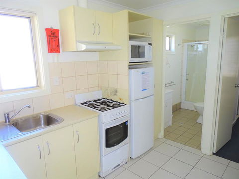 Moonta Bay Cabins - Darwin Holiday 3