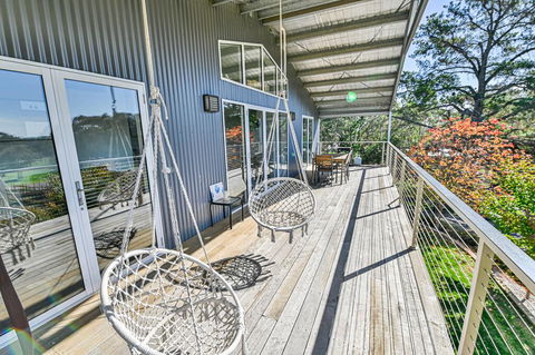 Mortimers Wines - The Canopy Loft - Darwin Holiday 2