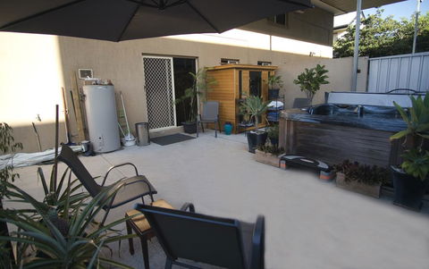 Mount Gravatt Guesthouse - Darwin Holiday 1