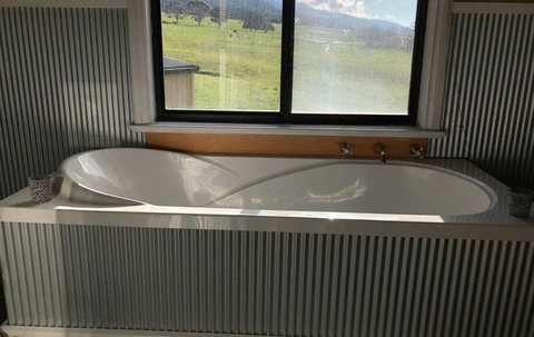 Mountain Grass Lodge (2 Bedroom) - Darwin Holiday 3