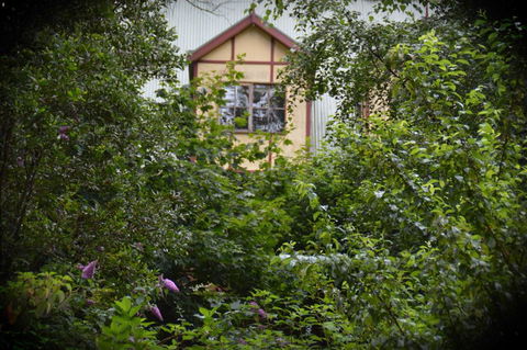 Mountain Lodge - Darwin Holiday 1