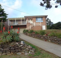 Mountain View Beach House - Darwin Holiday