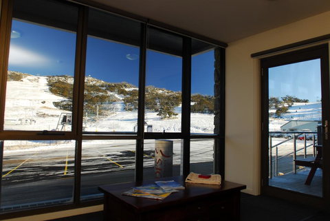 Mountain View Chalet At Heidi's - Darwin Holiday 1