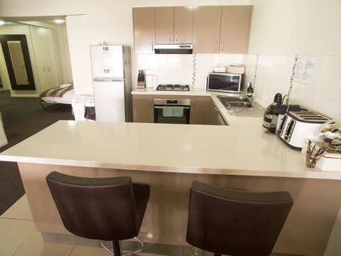 Mountain View Chalet At Heidi's - Darwin Holiday 3